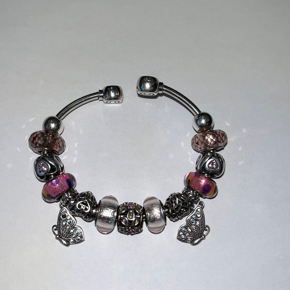Authentic Chamilia bangle bracelet